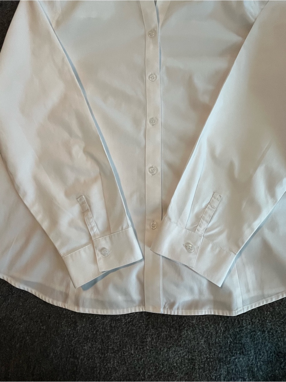 Chico's Women’s White Wrinkle-Resistant Long Sleeve Blouse Size 2 / Large EUC - Picture 8 of 12